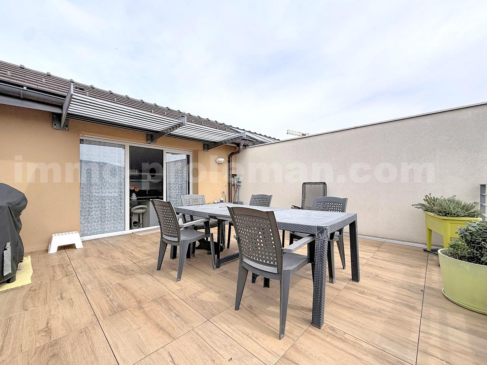Apartment 4 Rooms VILLE-LA-GRAND - Photo 3