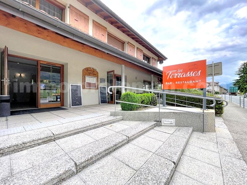 Commercial property  BRENTHONNE - Photo 1
