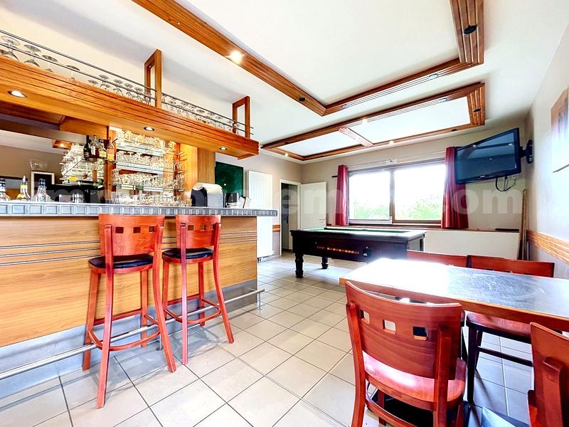 Commercial property  BRENTHONNE - Photo 3