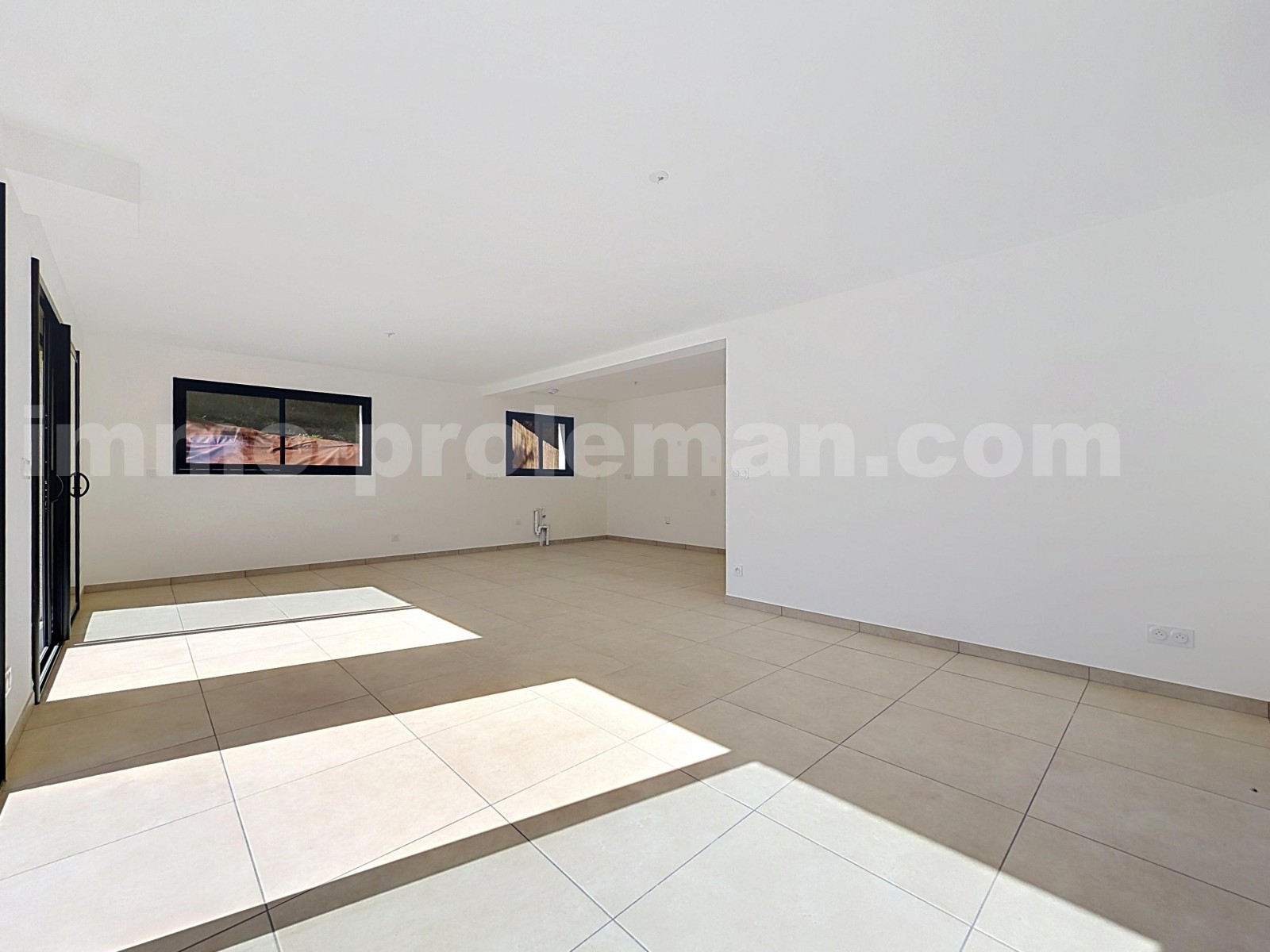 House 5 Rooms PERS-JUSSY - Photo 2