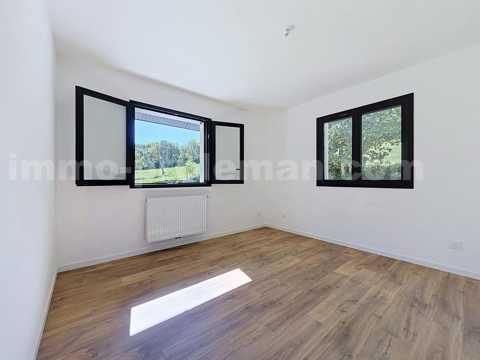 House 5 Rooms PERS-JUSSY - Photo 7