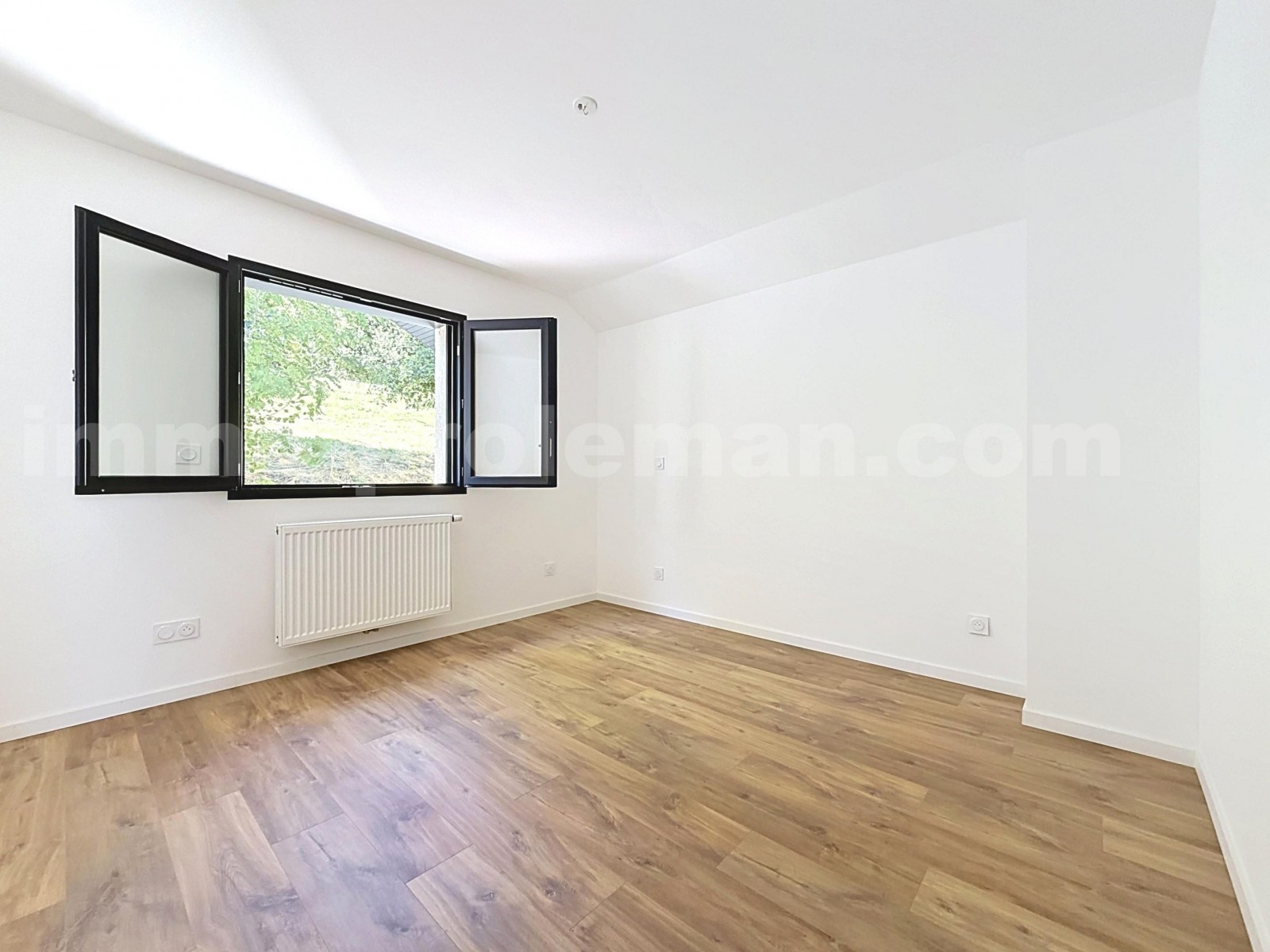 House 5 Rooms PERS-JUSSY - Photo 10