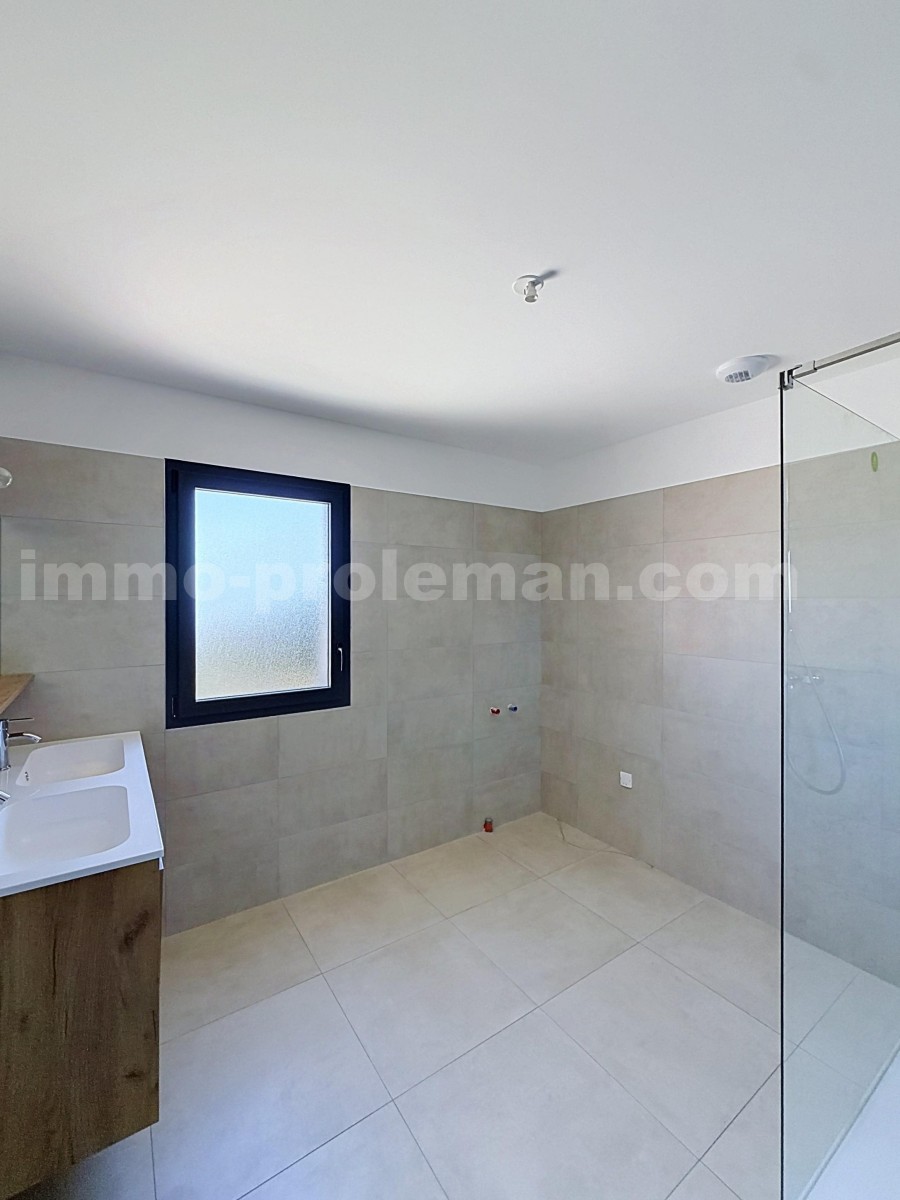 House 5 Rooms PERS-JUSSY - Photo 12