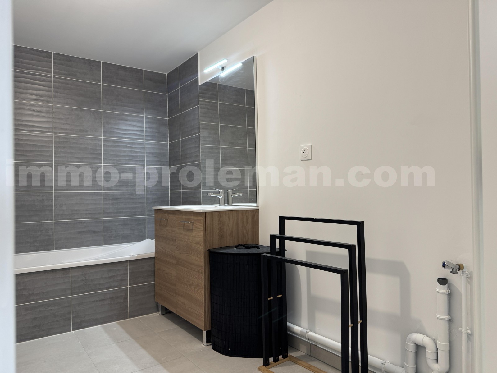 Apartment 5 Rooms BONS-EN-CHABLAIS - Photo 7