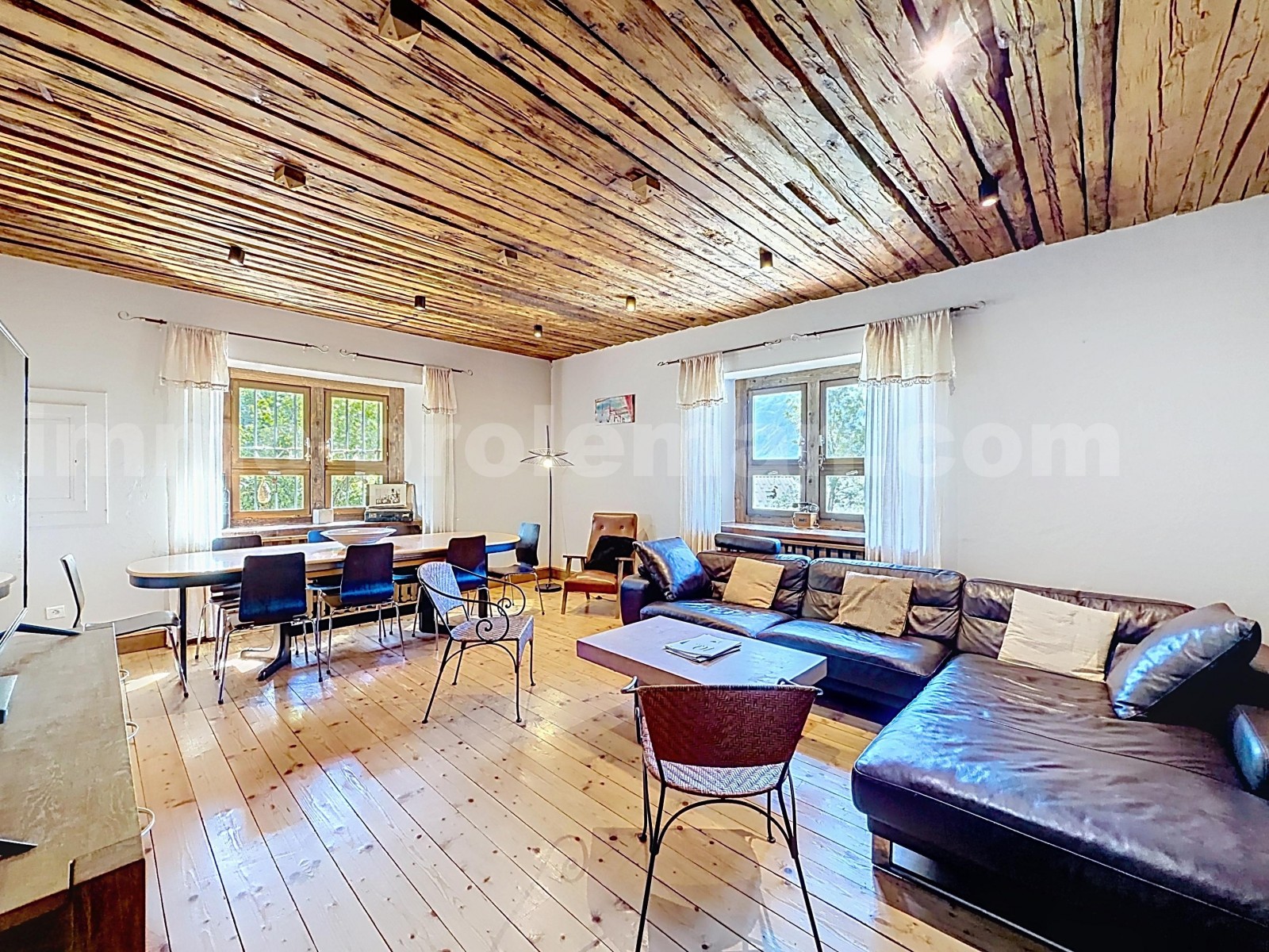 Apartment 7 Rooms ARACHES-LA-FRASSE - Photo 7