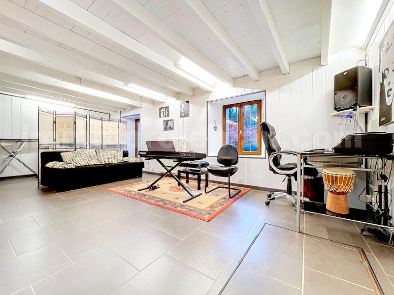 House 6 Rooms PERS-JUSSY - Photo 19