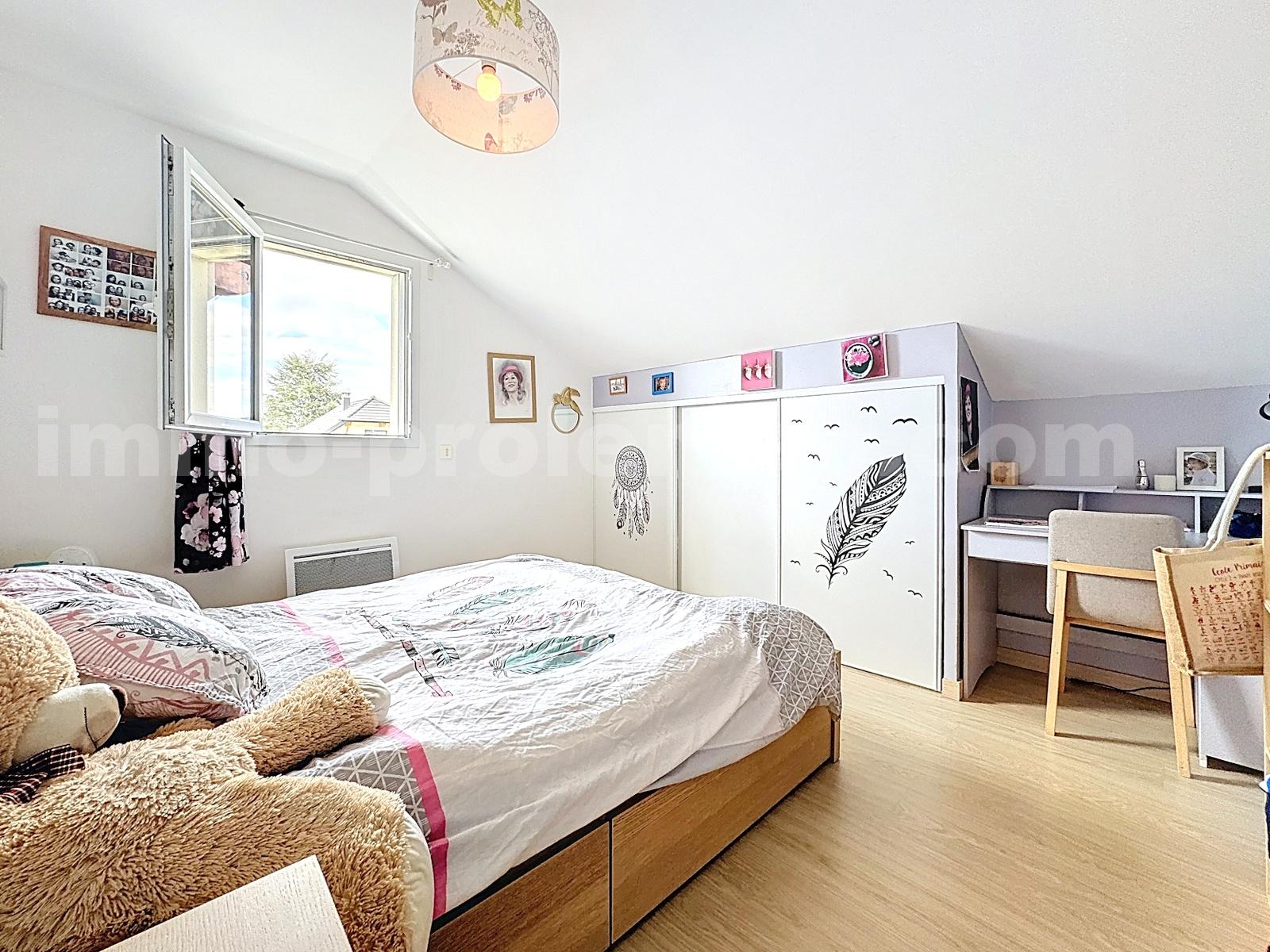 House 6 Rooms PERS-JUSSY - Photo 12