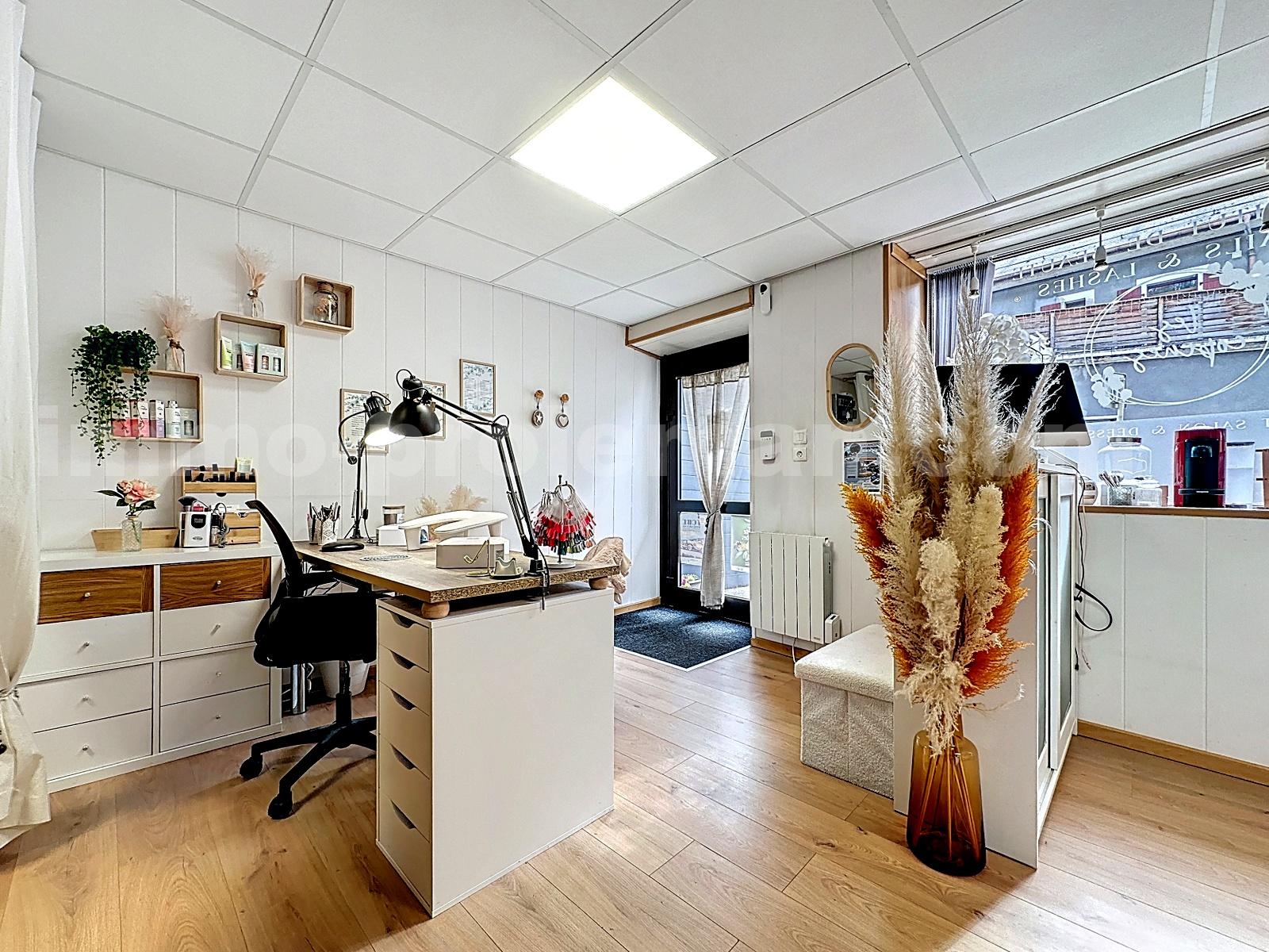 Immeuble  BONNE - Photo 22