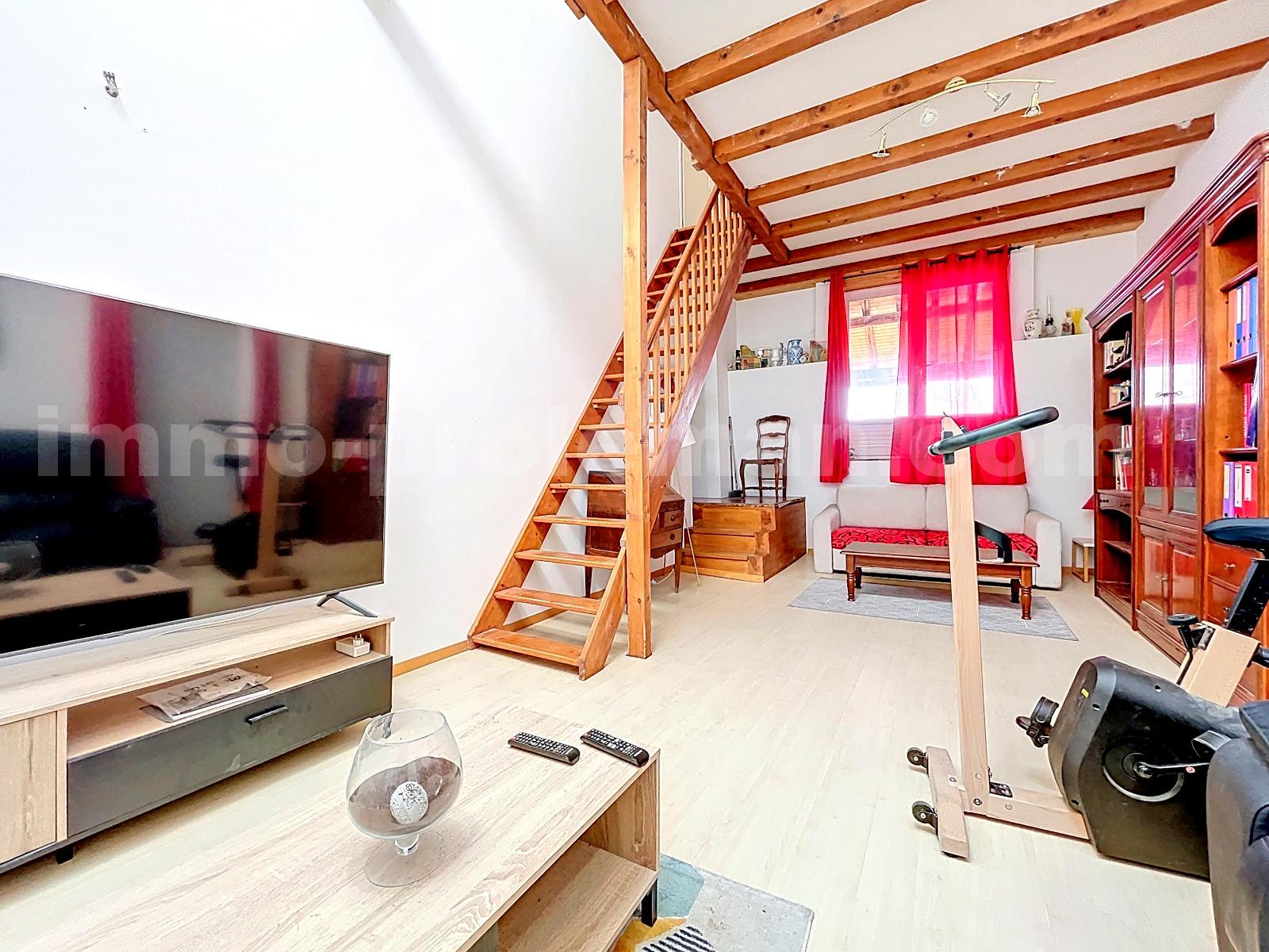 Maison 7 Pièce(s) SAINT-CERGUES - Photo 13