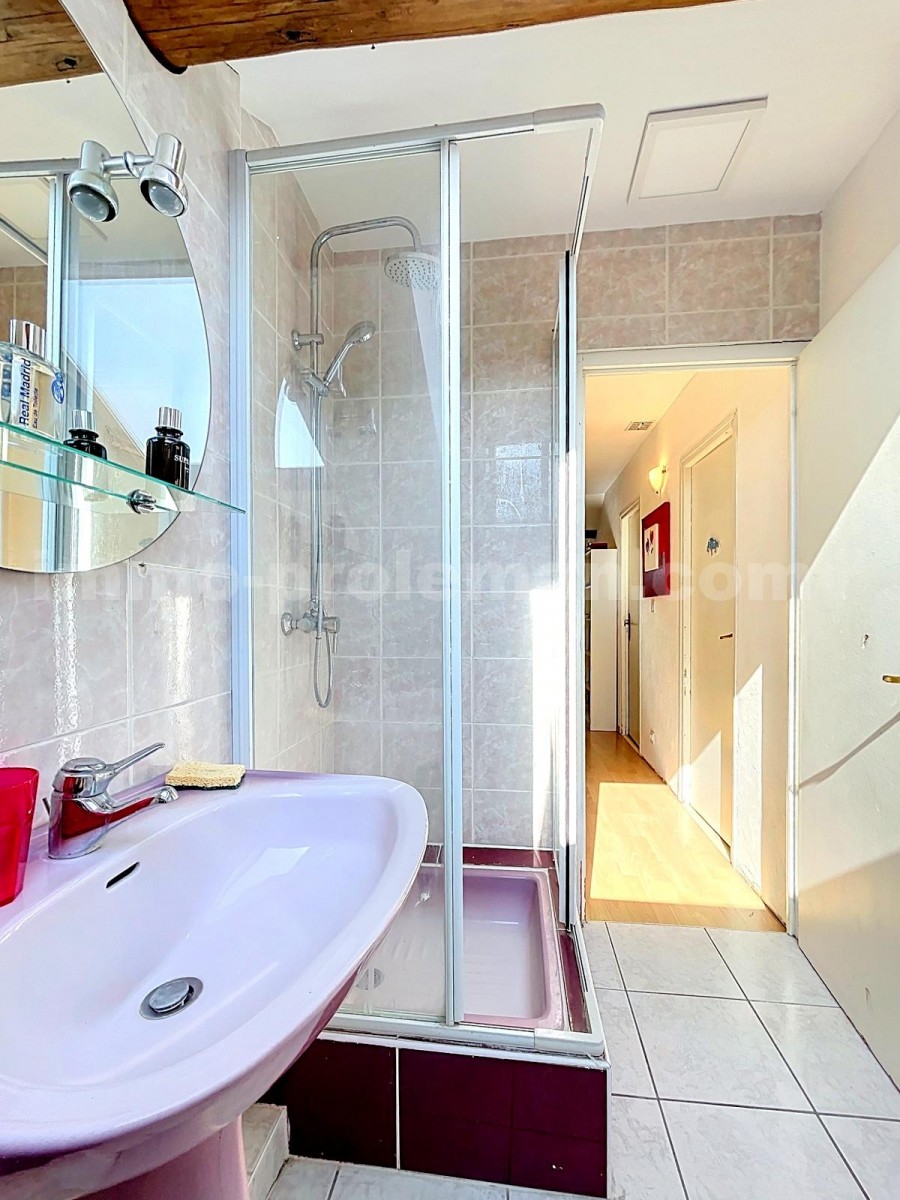 Maison 7 Pièce(s) SAINT-CERGUES - Photo 17