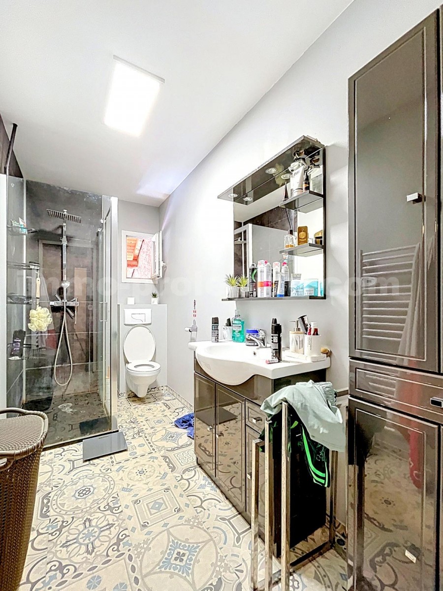 Maison 7 Pièce(s) SAINT-CERGUES - Photo 22