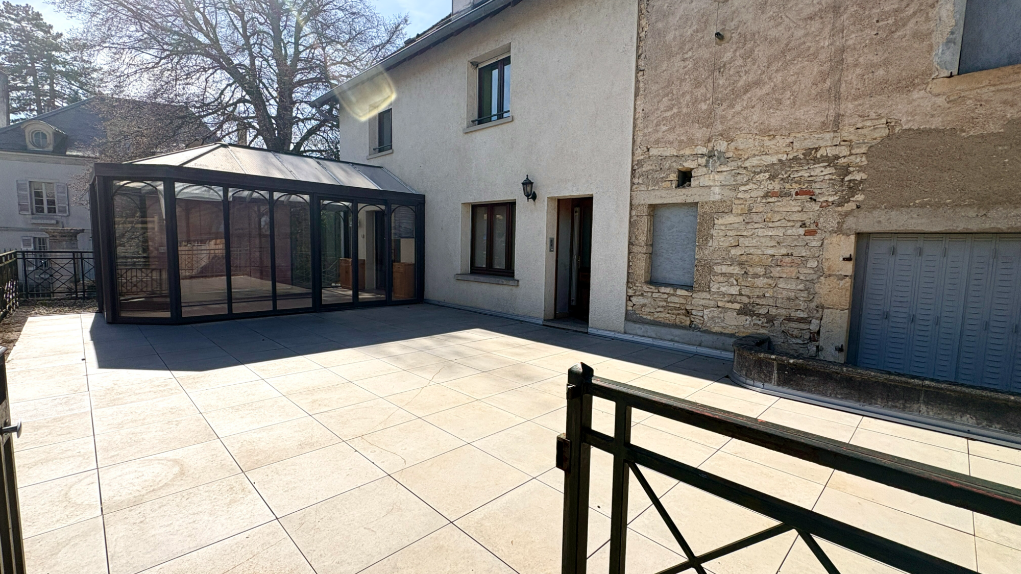 Building 10 Rooms Rans - Photo 1