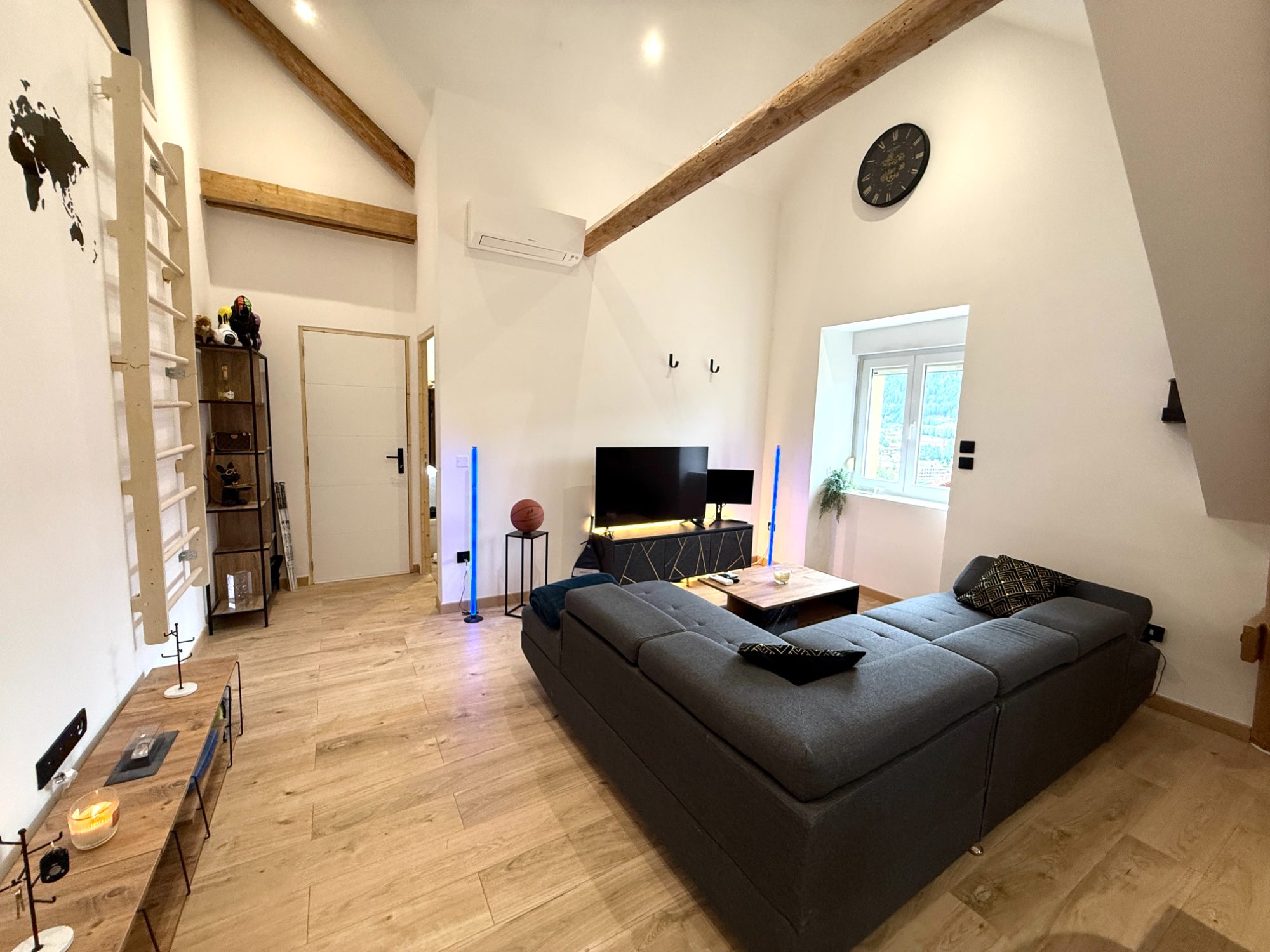 Apartment 2 Rooms Villers-le-Lac - Photo 4