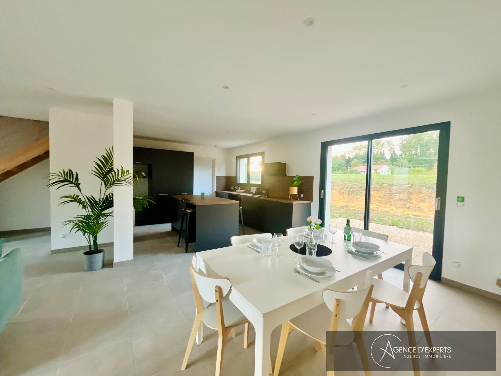 House 6 Rooms Velesmes-Essarts - Photo 4