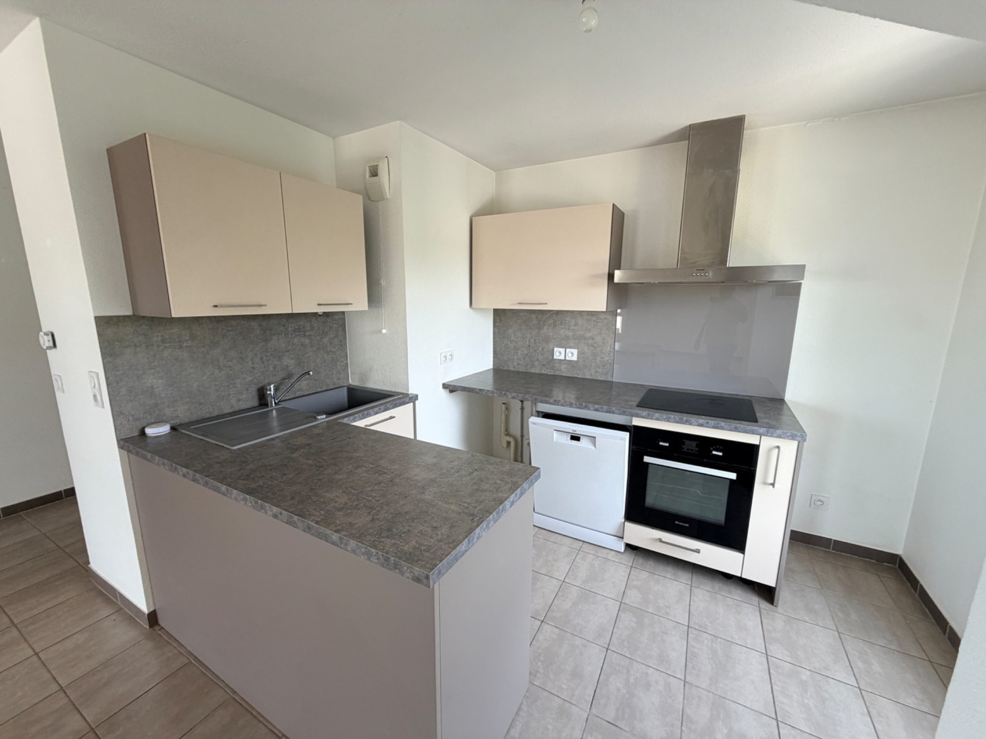 Apartment 3 Rooms Besançon - Photo 4