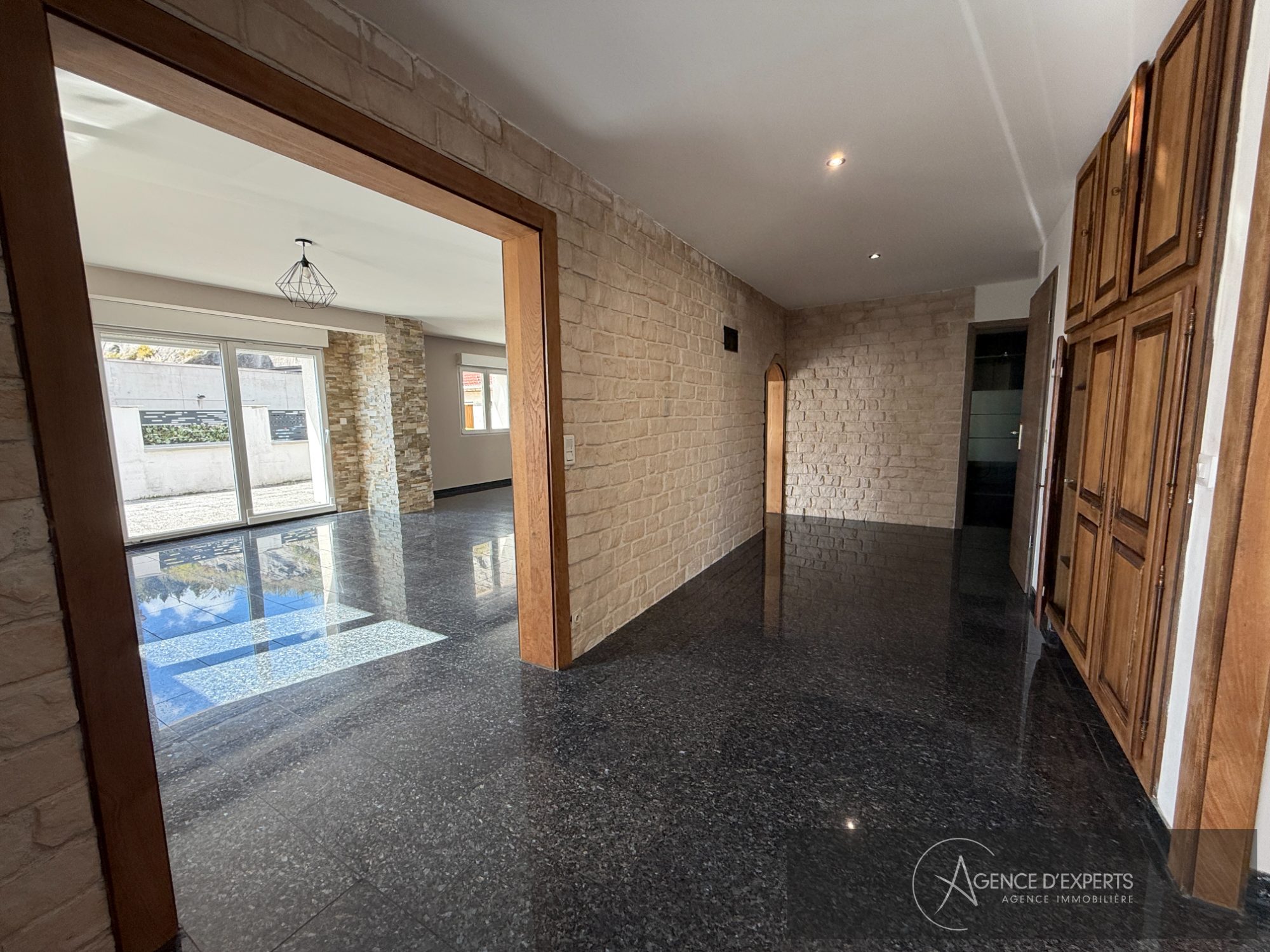 Apartment 5 Rooms Les Fins - Photo 2