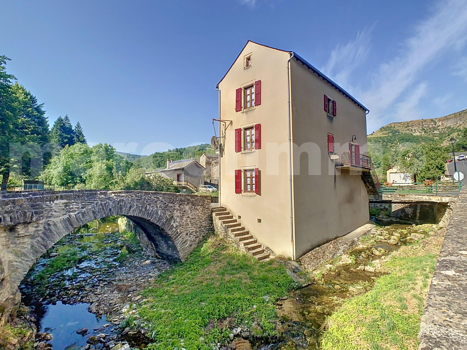 Maison 6 Pièce(s) Fraissinet-de-Fourques