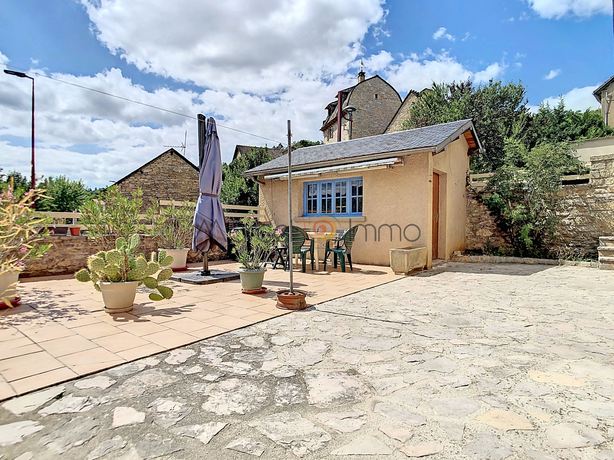 Ensemble Immobilier 12 Pièce(s) Esclanèdes