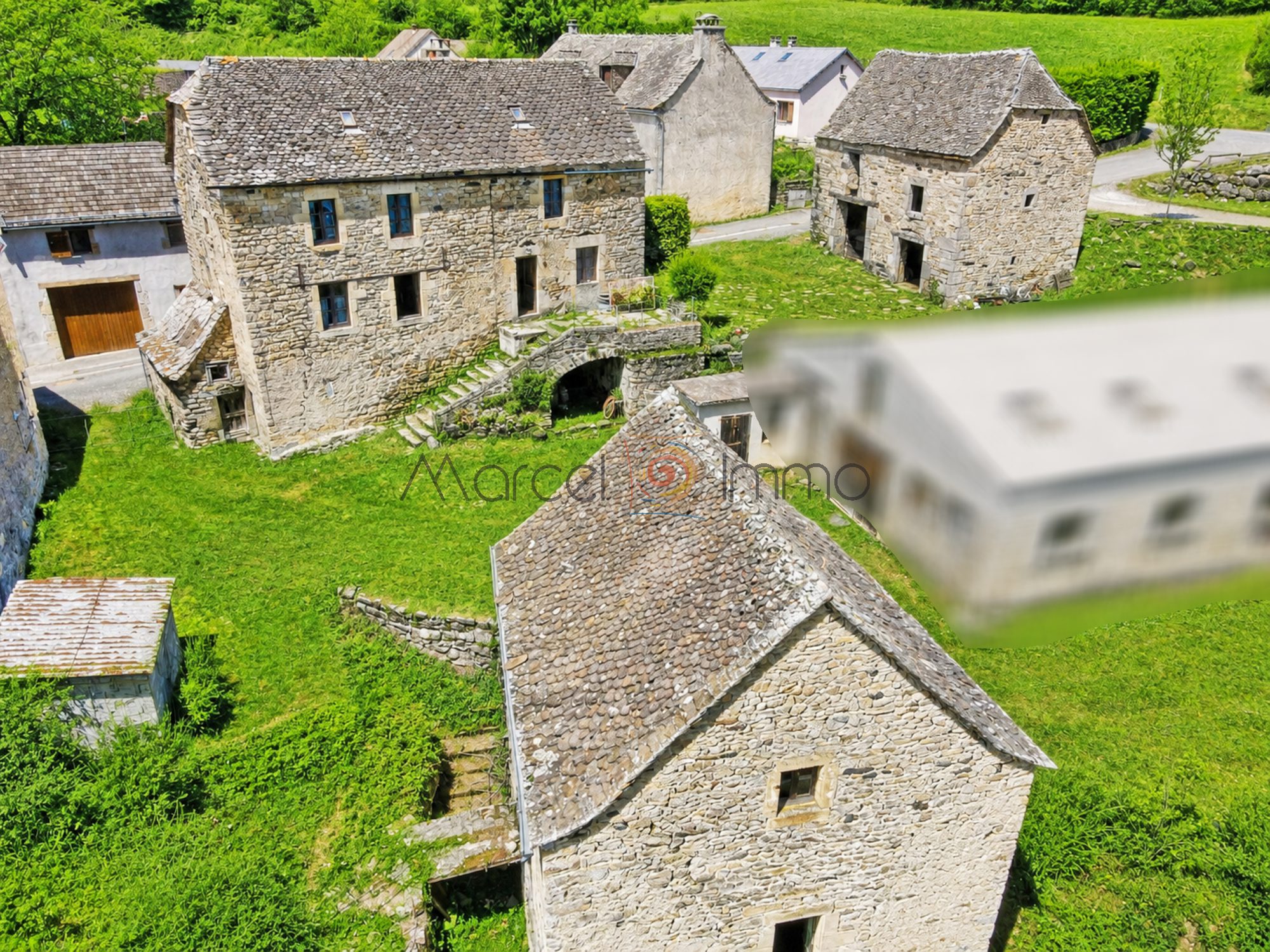 Corps de ferme 8 Pièce(s) Bourgs sur Colagne