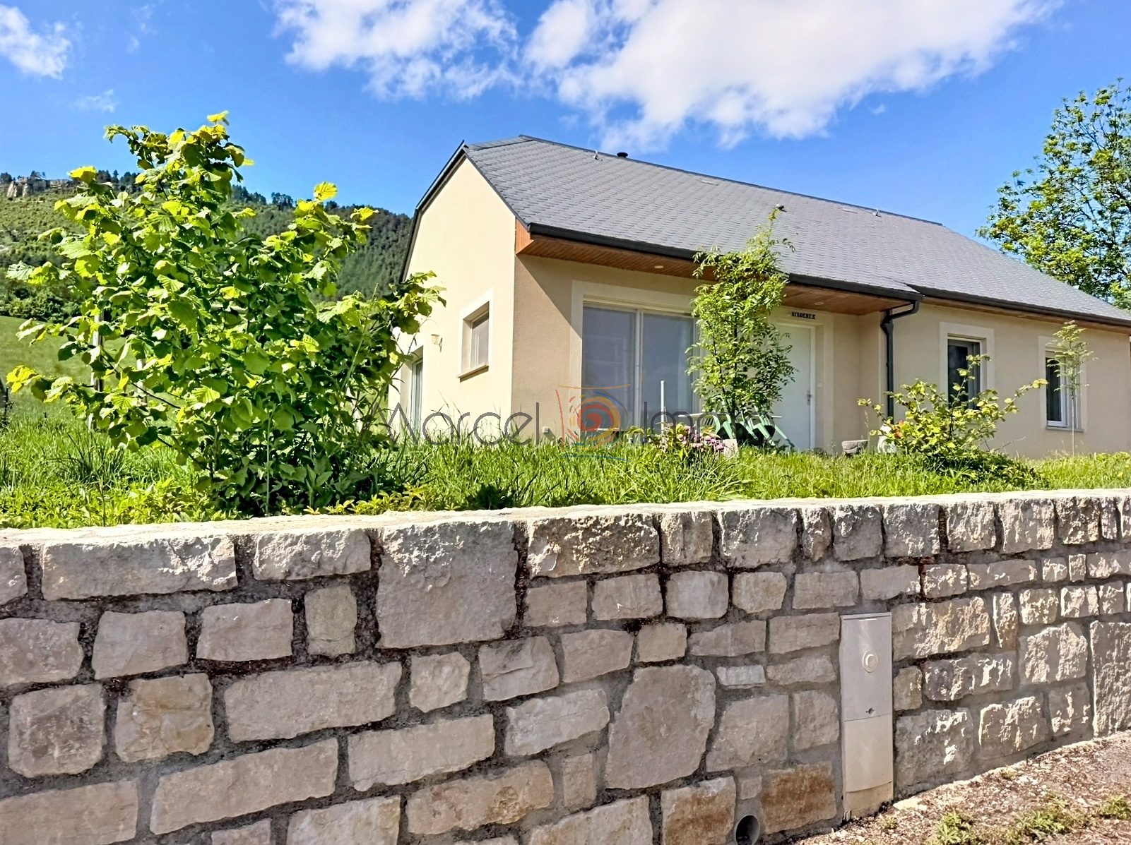 Maison 4 Pièce(s) Brenoux