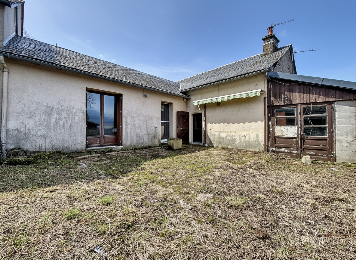 Maison en pierre 5 Pièce(s) Saint-Saturnin-de-Lenne