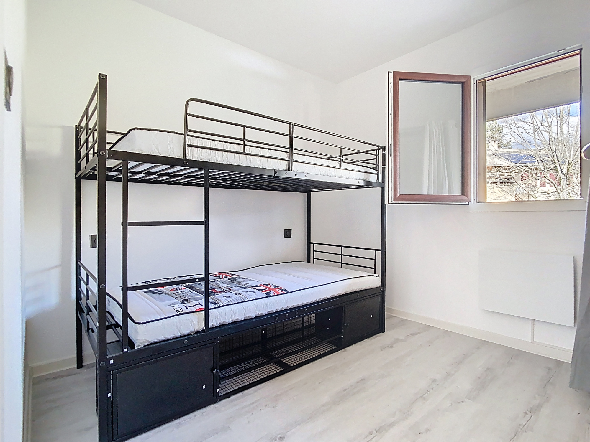 Appartement 3 Pièce(s) Ispagnac