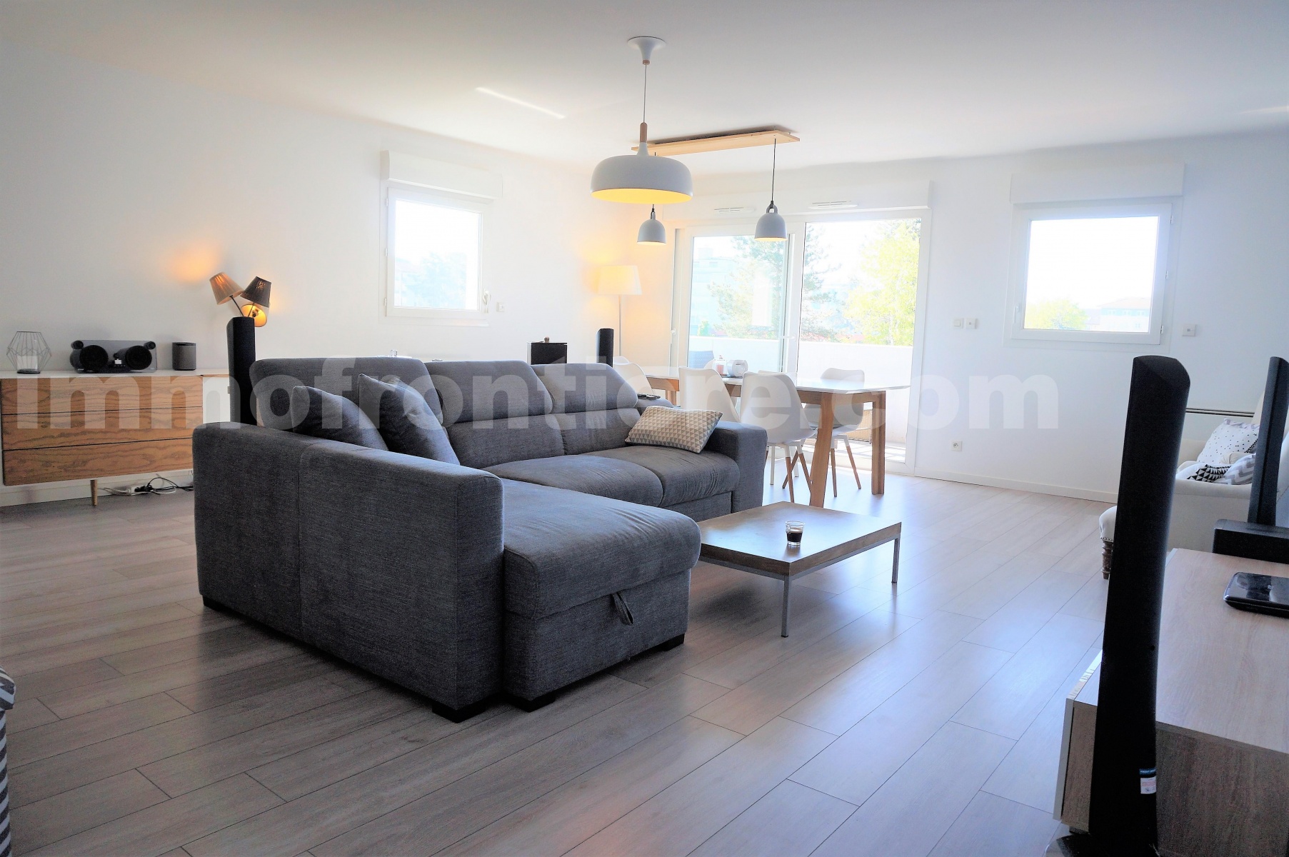 Appartement 5 Pièce(s) AMBILLY