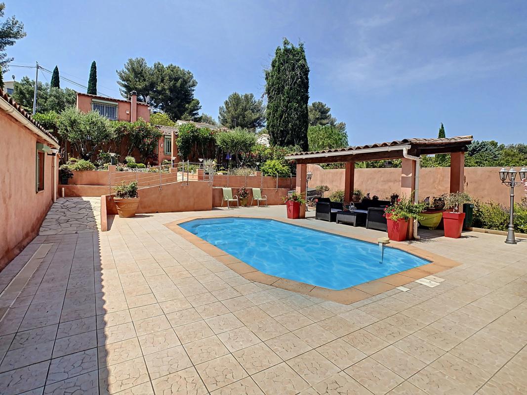 Villa 5 Pièce(s) Sanary-sur-Mer