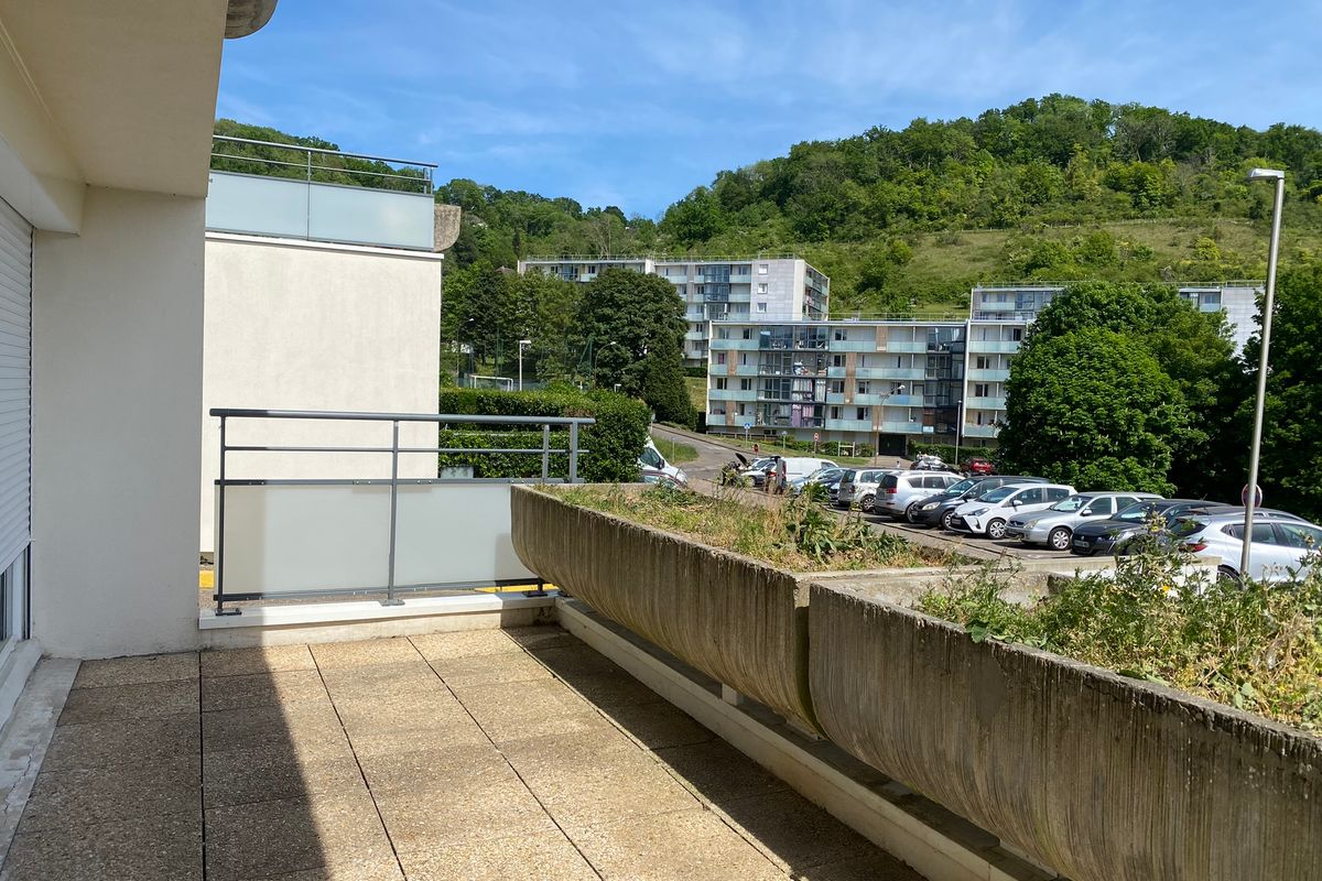Appartement 3 Pièce(s) Amfreville-la-Mi-Voie