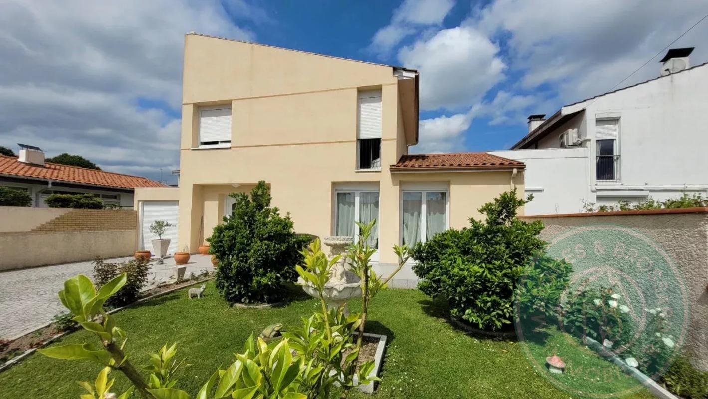 Maison 5 Pièce(s) Pau