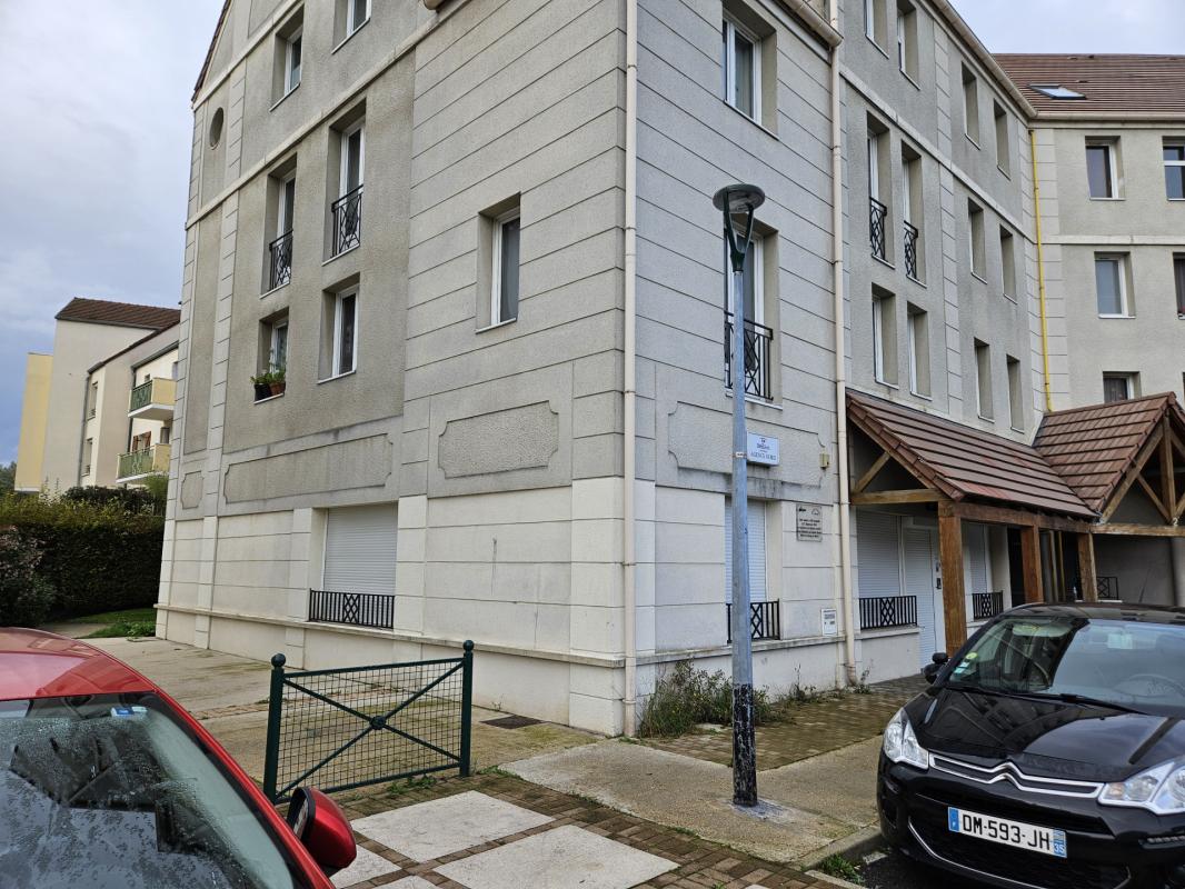 Local 7 Pièce(s) Vaires-sur-Marne - Photo 12