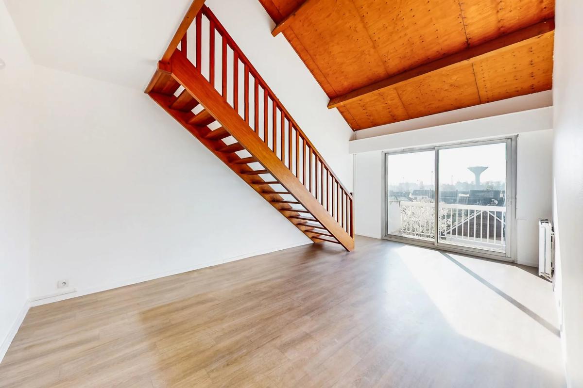 Duplex 4 Pièce(s) Les Mureaux