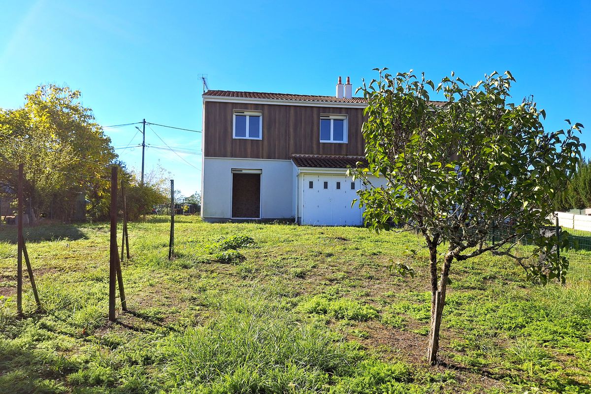 Maison 4 Pièce(s) Guîtres