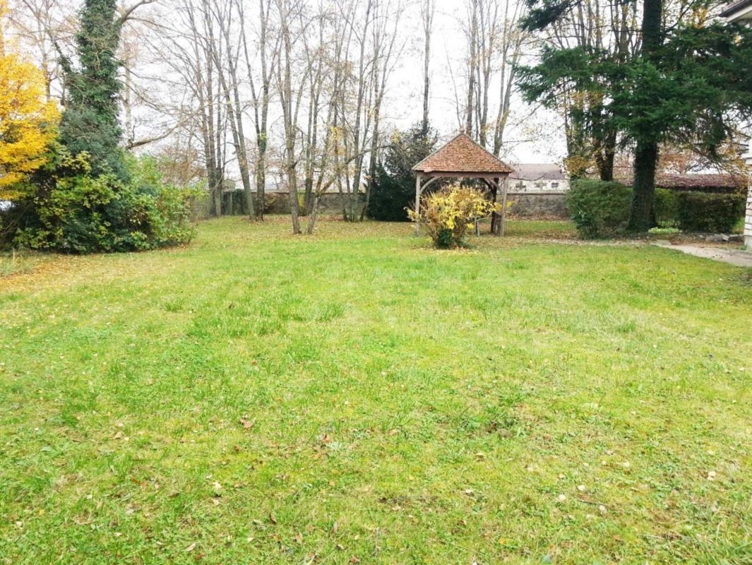 Pavillon 4 Pièce(s) Bourges