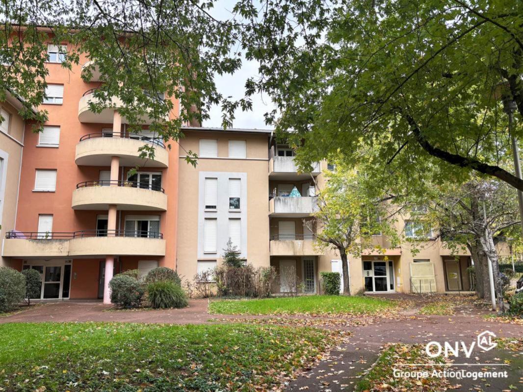 Appartement 4 Pièce(s) L'Isle-d'Abeau