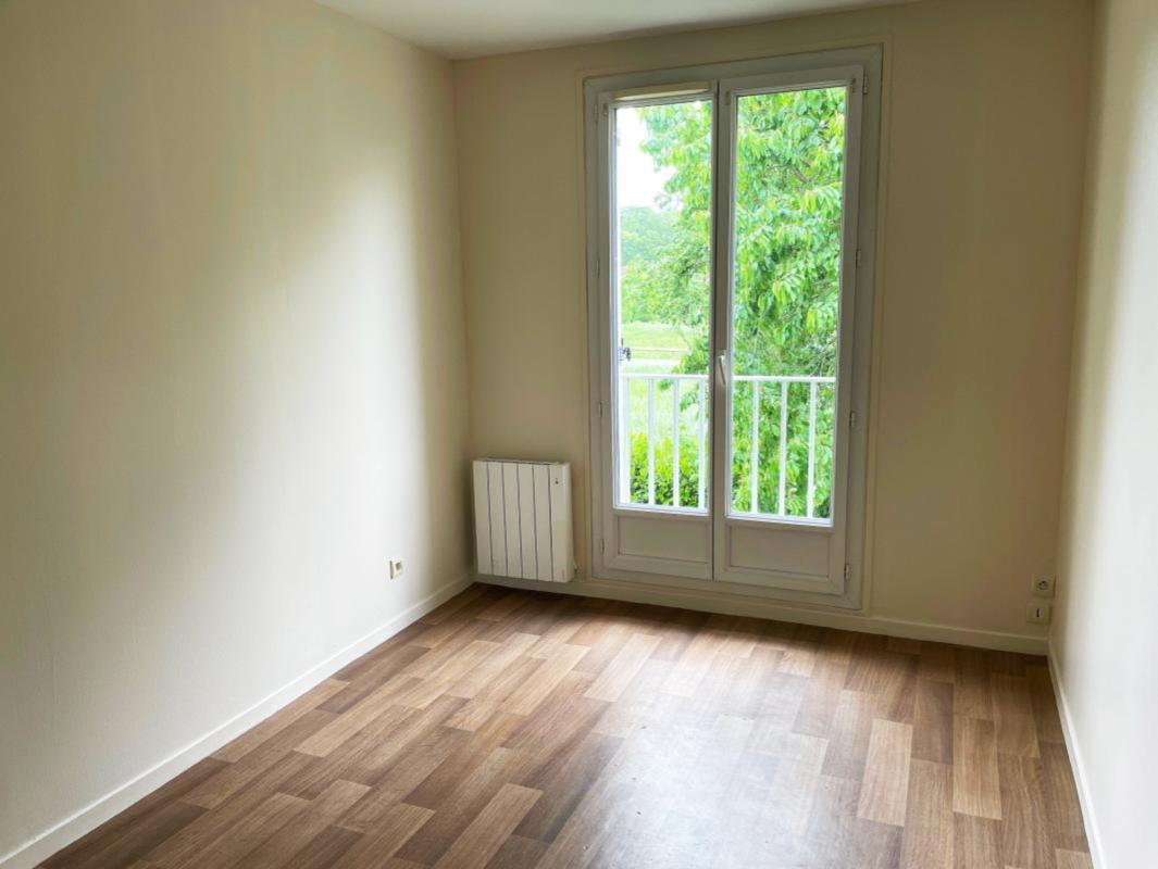 Maison 4 Pièce(s) Aillant-sur-Milleron