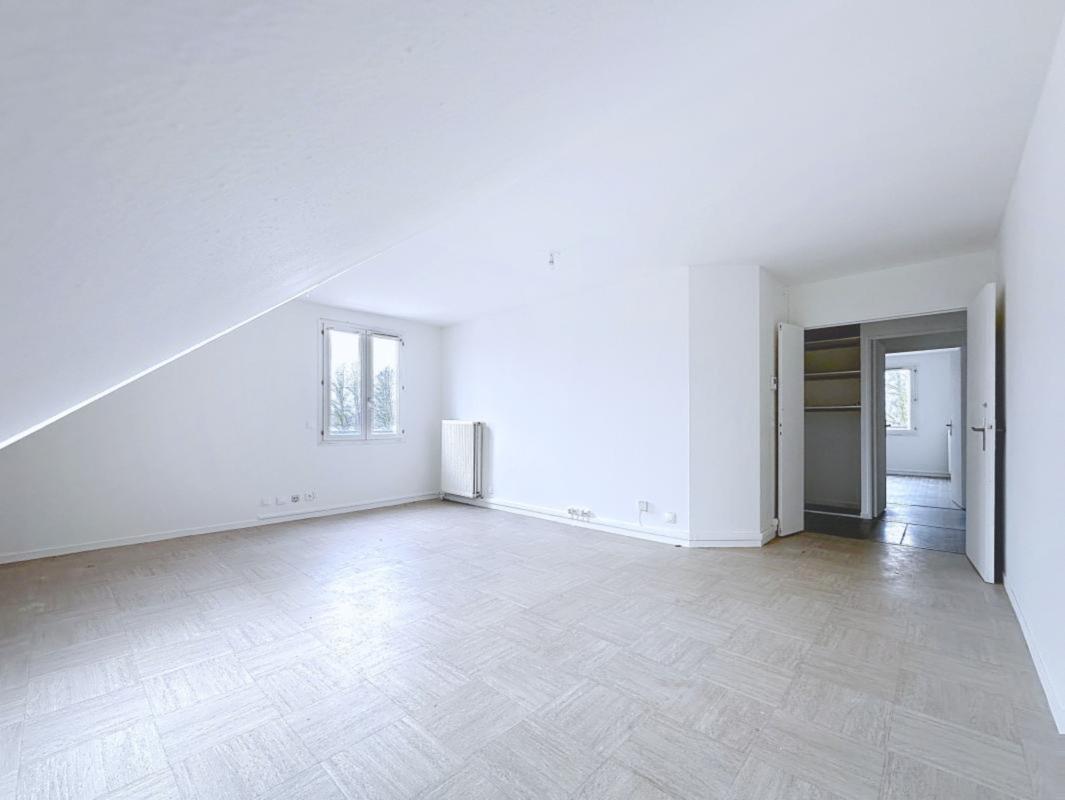 Appartement 4 Pièce(s) Torcy