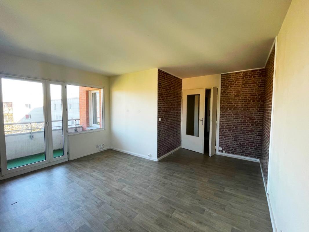 Appartement 2 Pièce(s) Montigny-le-Bretonneux