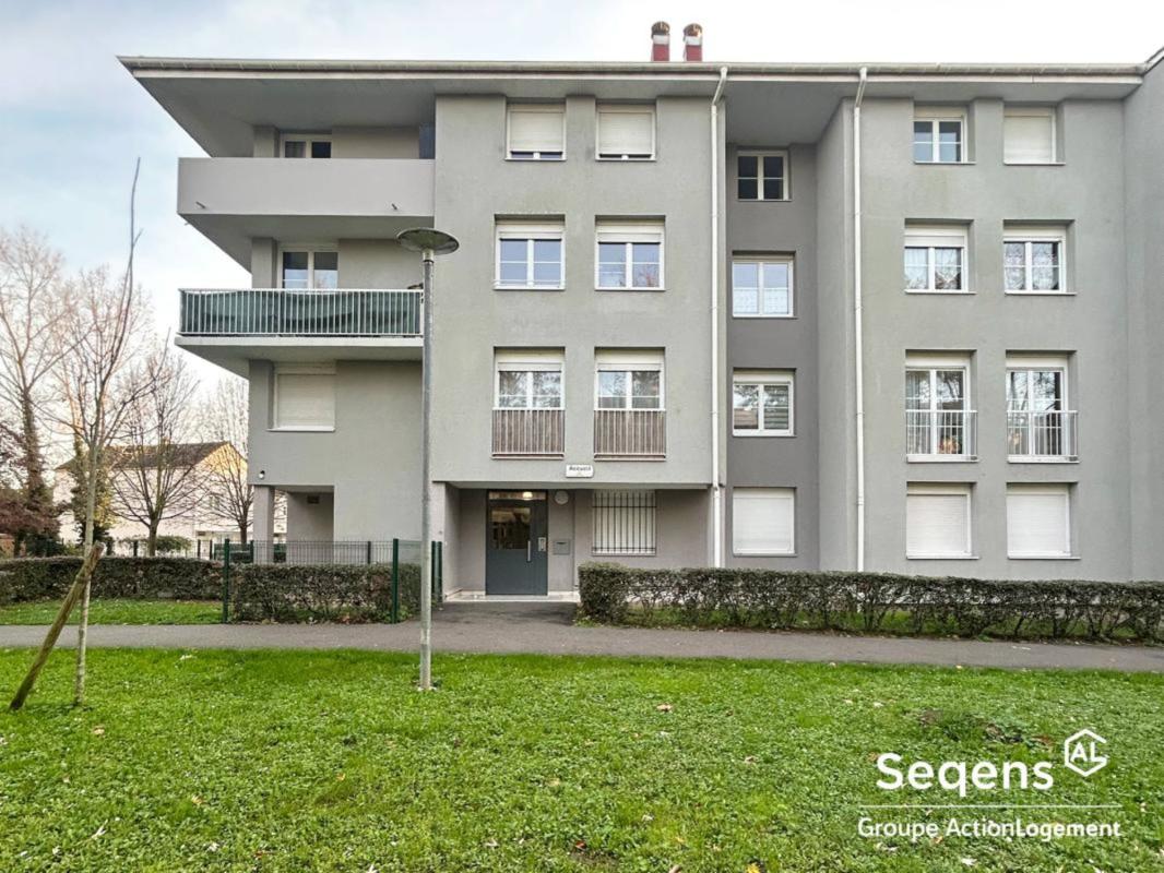 Appartement 3 Pièce(s) Éragny