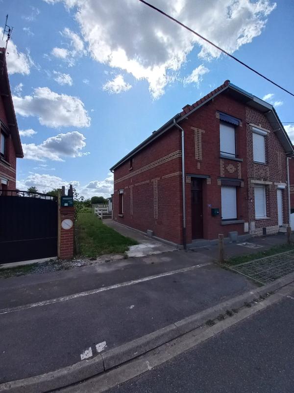 Maison  Estevelles