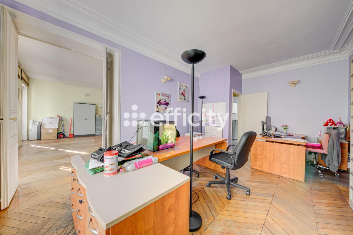 Appartement 6 Pièce(s) Paris 8eme Arrondissement - Photo 5