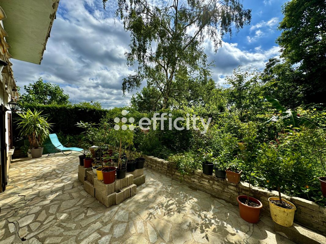 Maison 10 Pièce(s) Neuilly-Plaisance