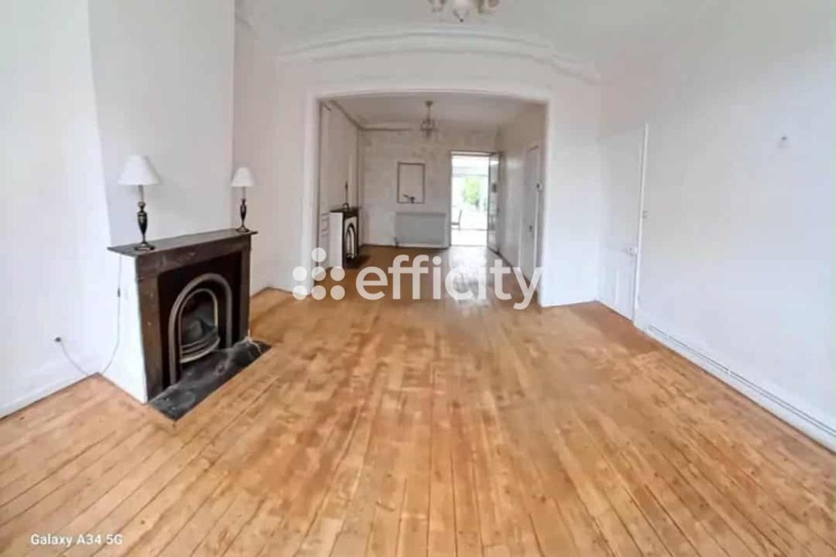 Maison 7 Pièce(s) Saint-Martin-Boulogne