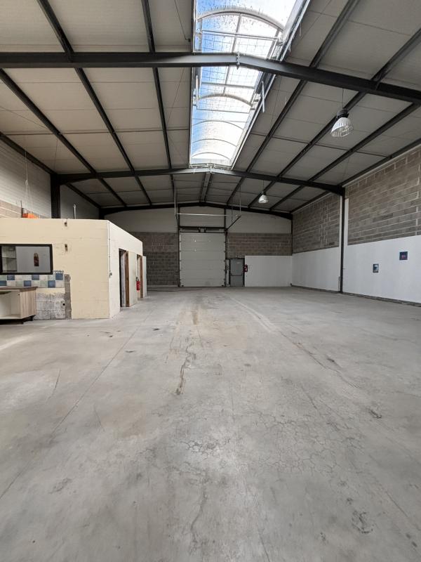 Local commercial  Tonnay-Charente