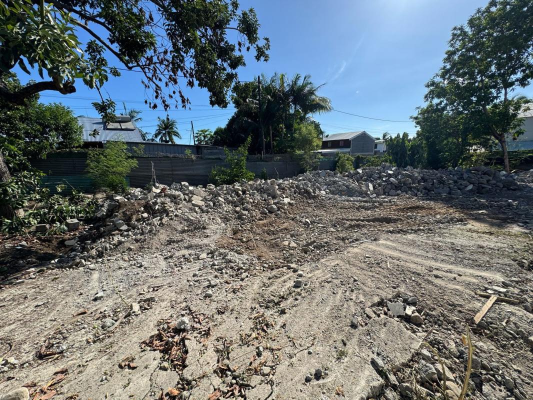 Terrain  Saint-Louis