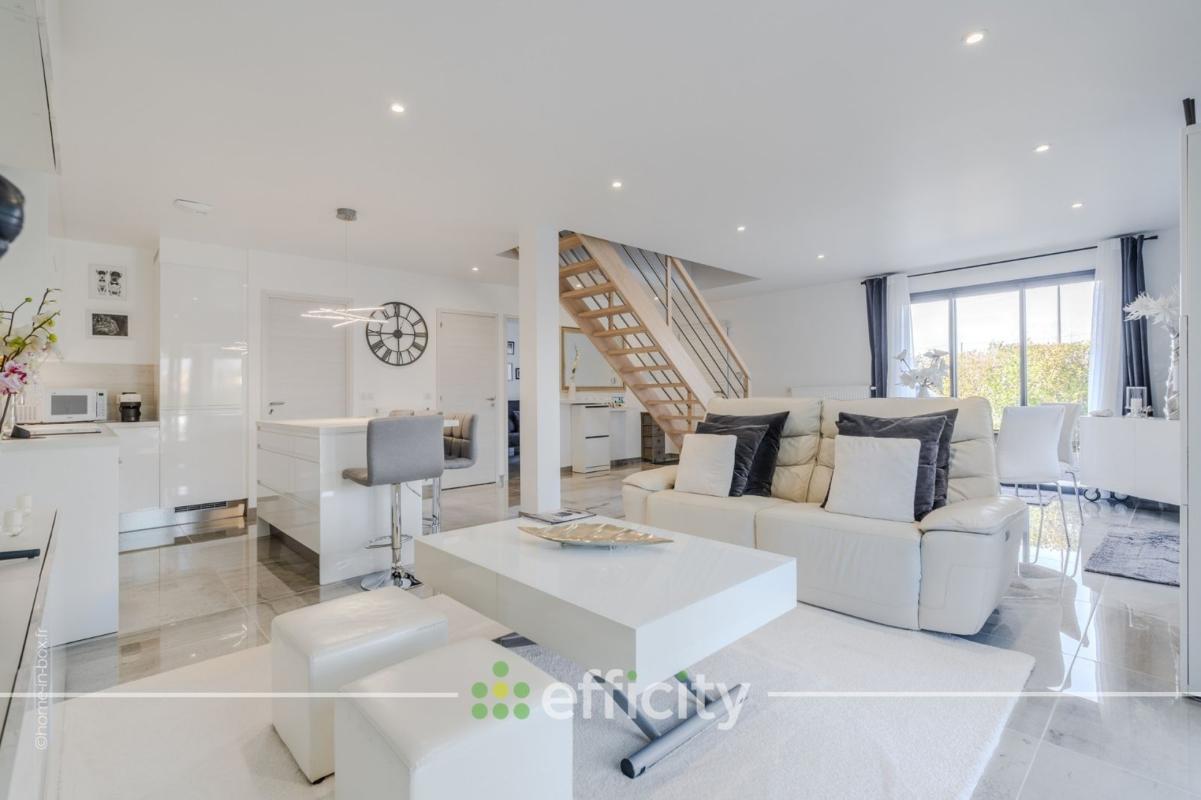 Maison 5 Pièce(s) La Houssaye-en-Brie