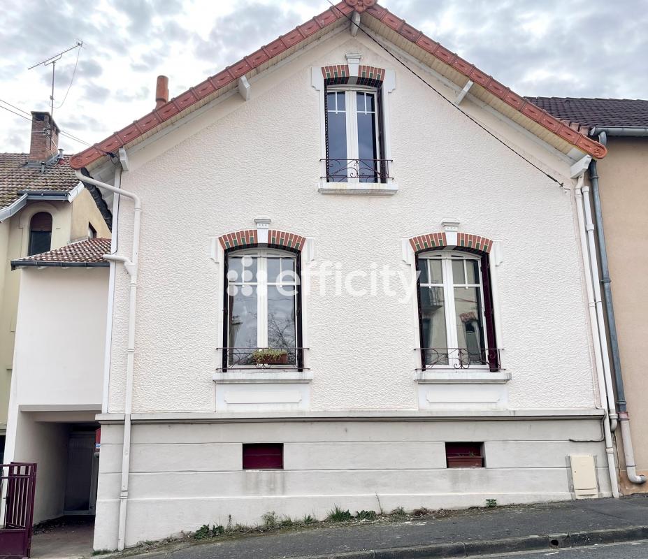 Maison 5 Pièce(s) Montluçon