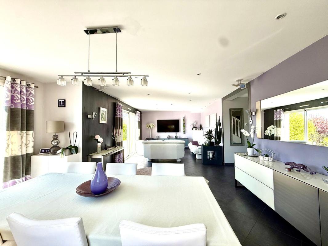 Maison 7 Pièce(s) Mézy-sur-Seine