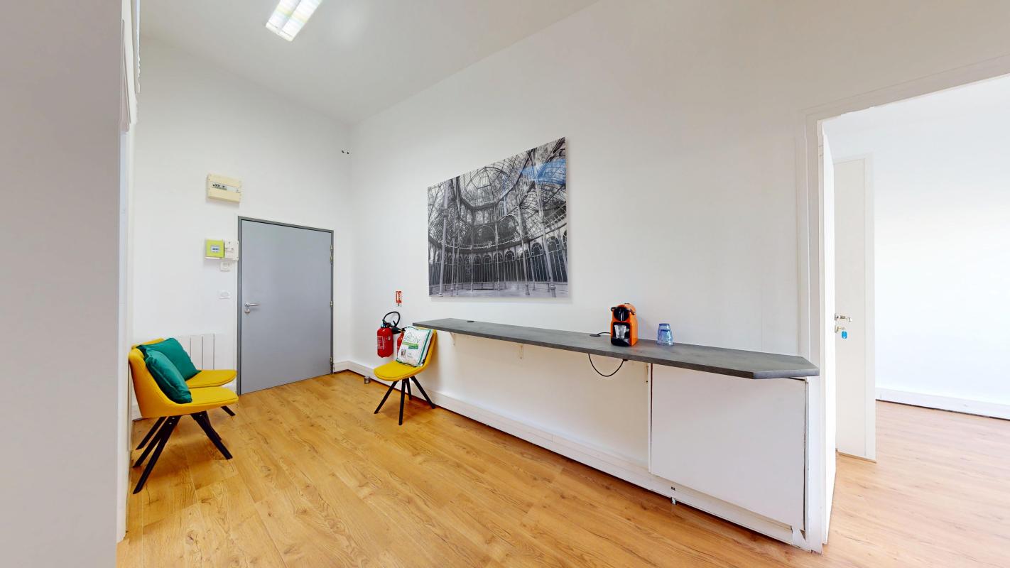 Bureau 4 Pièce(s) Bois-d'Arcy