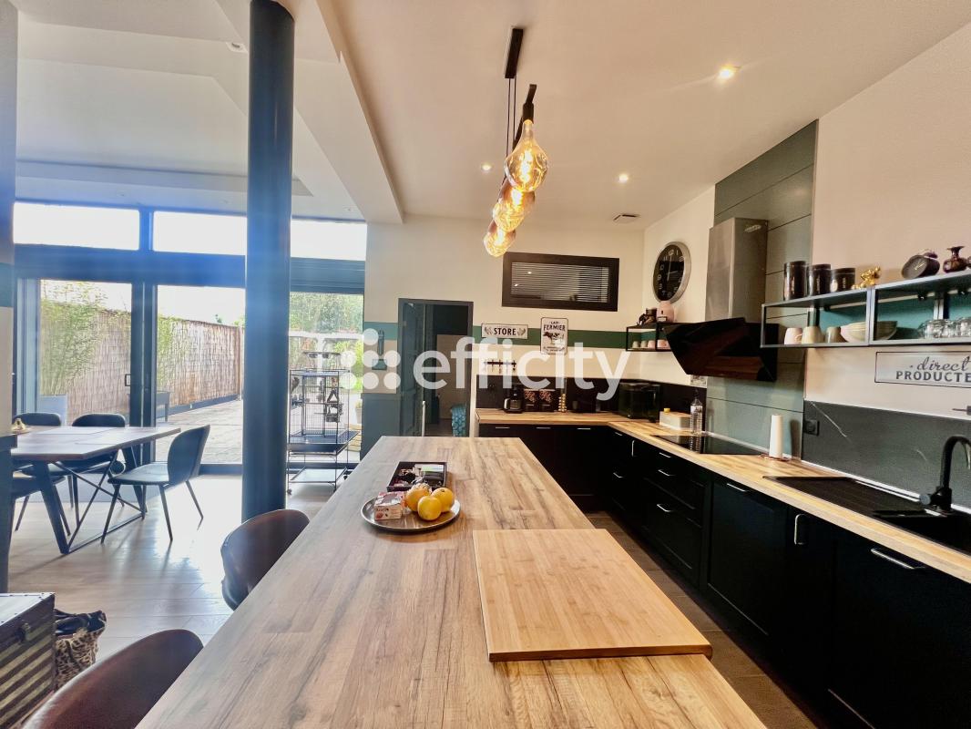 Maison 10 Pièce(s) Comines